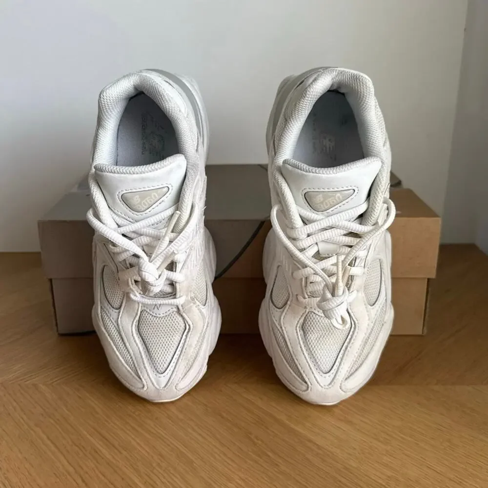 New Balance 9060 ‘Reflection’ Kids Sneakers- SZ 4.5 Y- 6 W